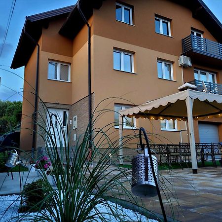 Summer House Lejhana Bihac Exterior photo